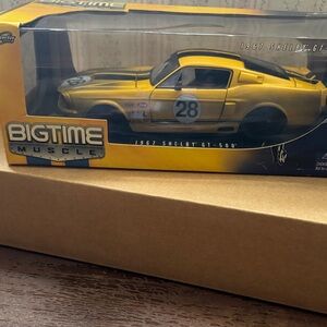 1967 Shelby GT-500 Diecast Model - Yellow